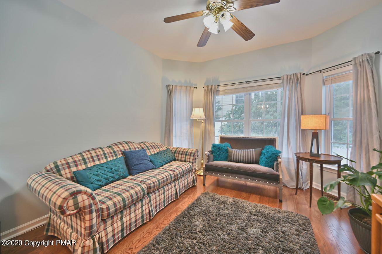 135 Skytop Road Long Pond, PA 18334 - Photo 8 of 26 Family Room