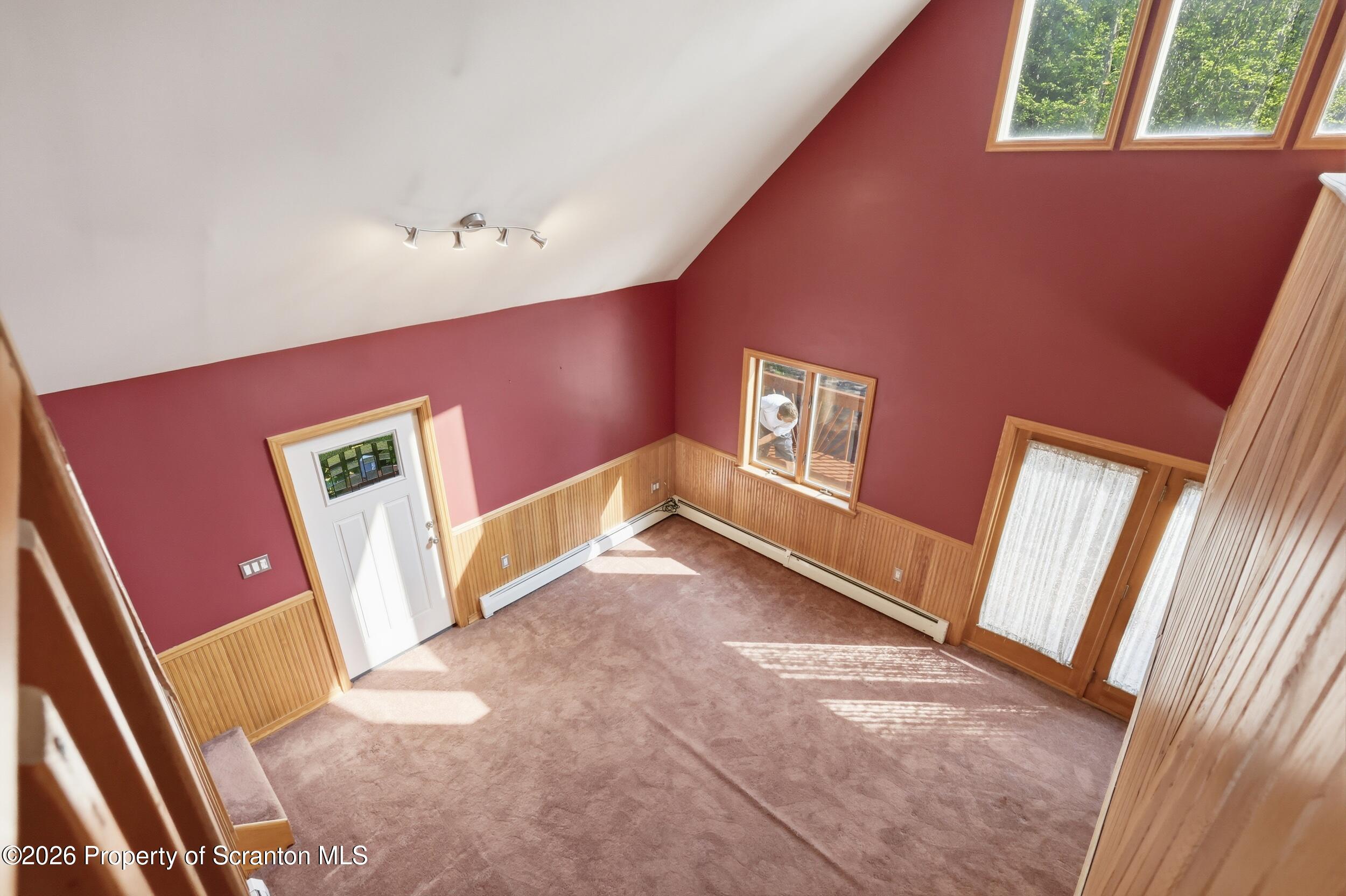 140 Sunset Street Carbondale, PA 18407 - Photo 8 of 46 140 sunset7a