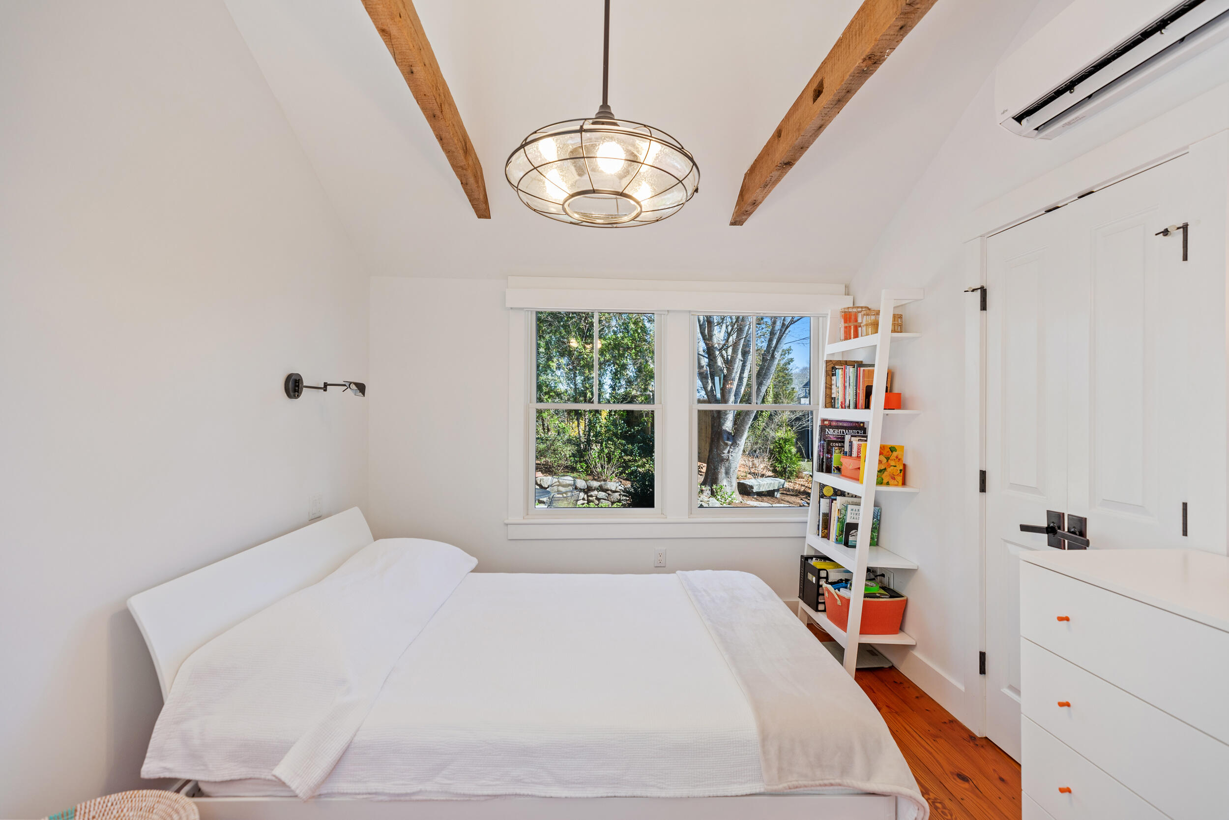 61 Hines Point Road Vineyard Haven, MA 02568 - Photo 13 of 19 Bedroom