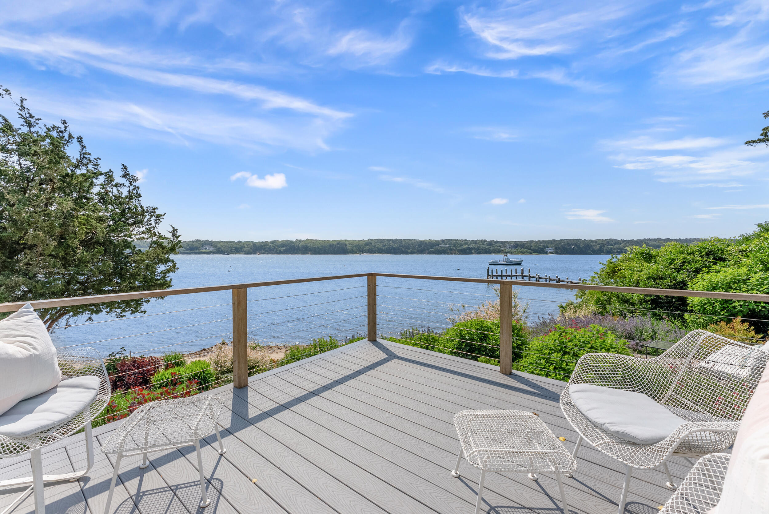 61 Hines Point Road Vineyard Haven, MA 02568 - Photo 5 of 19 Waterfront Cottage on Lagoon Pond