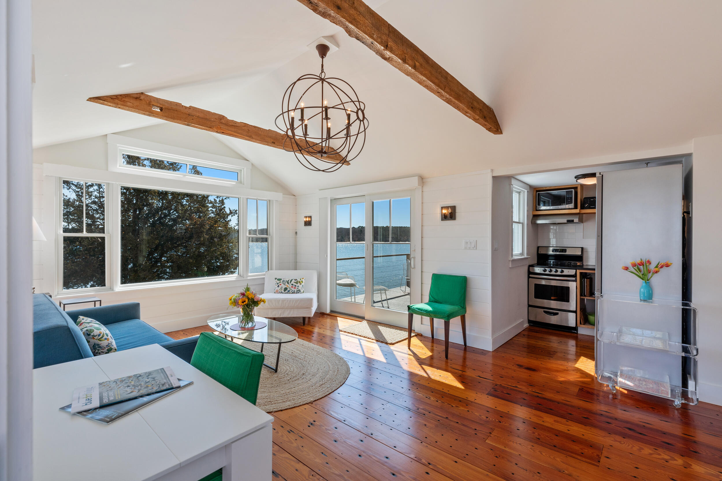 61 Hines Point Road Vineyard Haven, MA 02568 - Photo 8 of 19 Living room