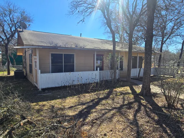 $200,000 | 107 Stony Mont Drive, Del Valle, TX 78617