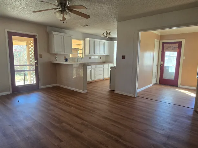 $200,000 | 107 Stony Mont Drive, Del Valle, TX 78617