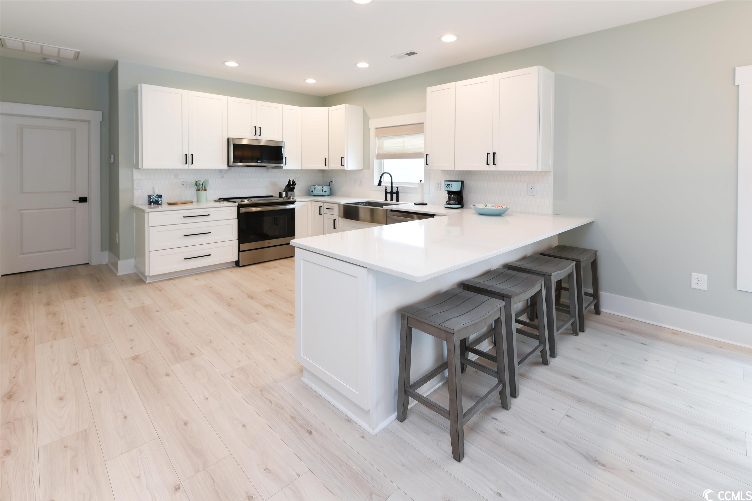 691 Elizabeth Drive Murrells Inlet, SC 29576 - Photo 5 of 37 Gallery Image 5