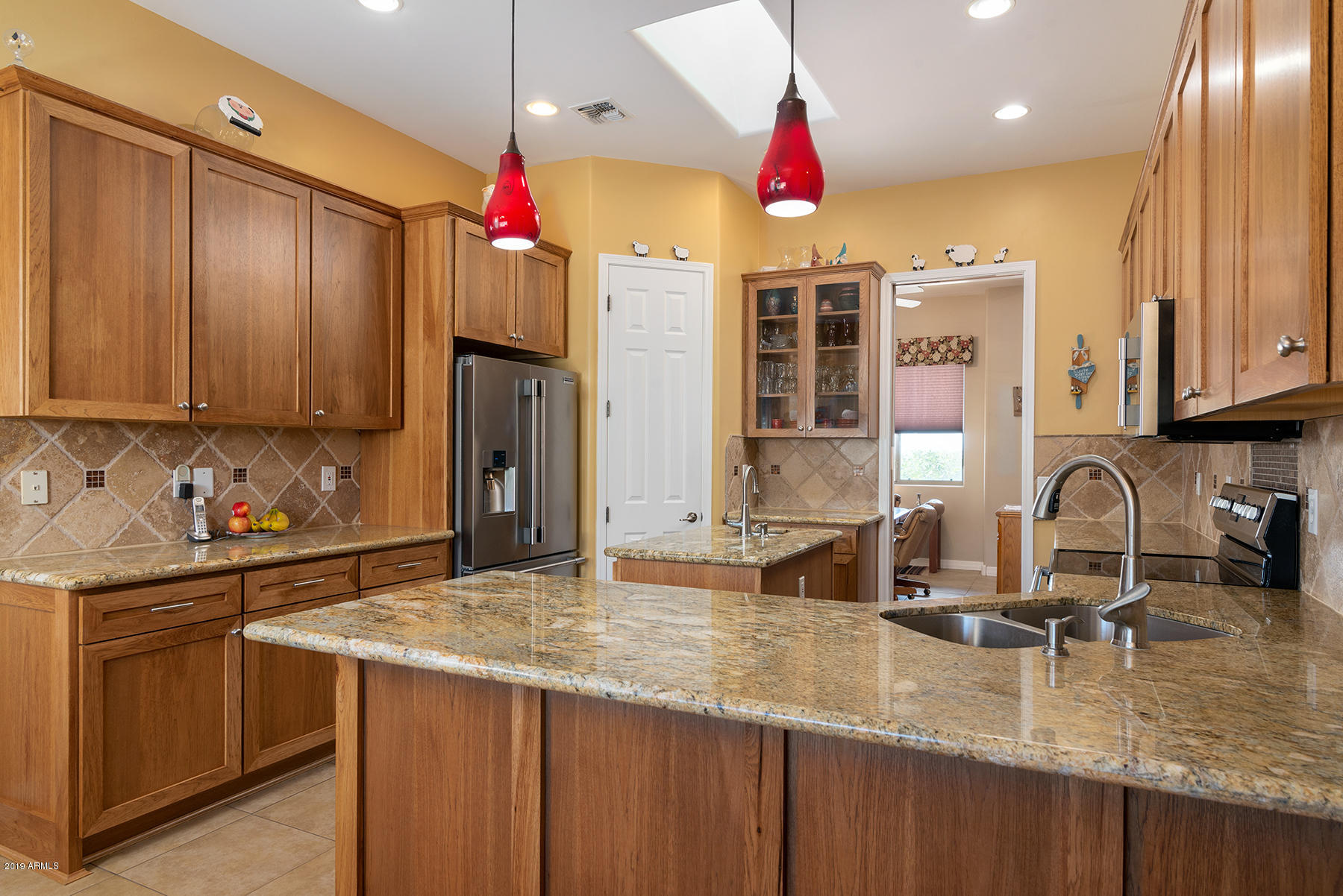 2005 South Val Vista Road Apache Junction, AZ 85119 - Photo 12 of 29 HICKORY CABINETRY