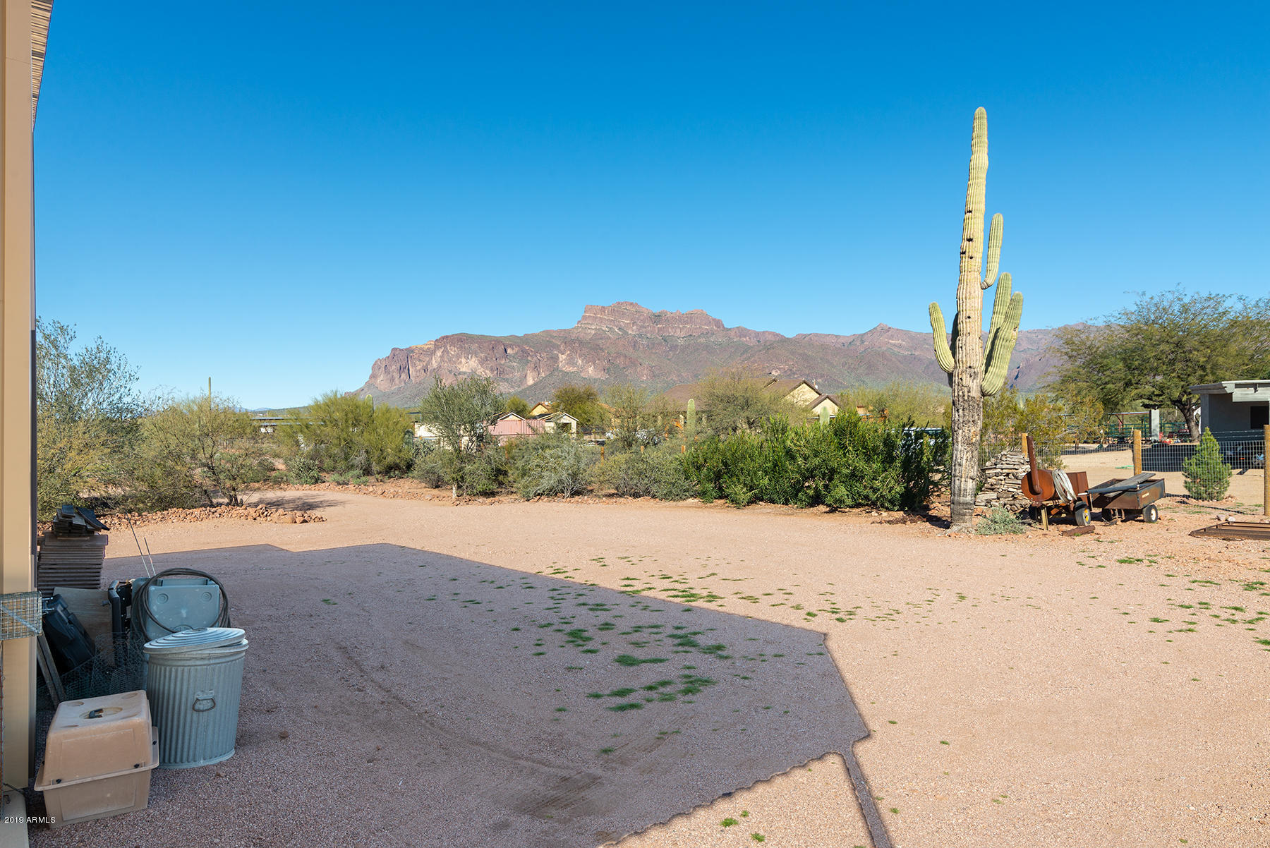 2005 South Val Vista Road Apache Junction, AZ 85119 - Photo 3 of 29 SUPERSTITION MOUNTAIN VIEWS!