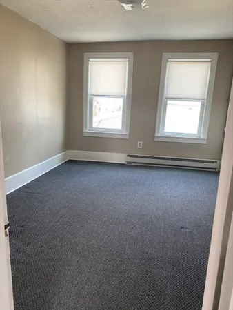 $1,950 | 47 Edgewater Avenue, Unit 2, Shrewsbury, MA 01545