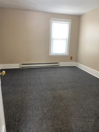 $1,950 | 47 Edgewater Avenue, Unit 2, Shrewsbury, MA 01545