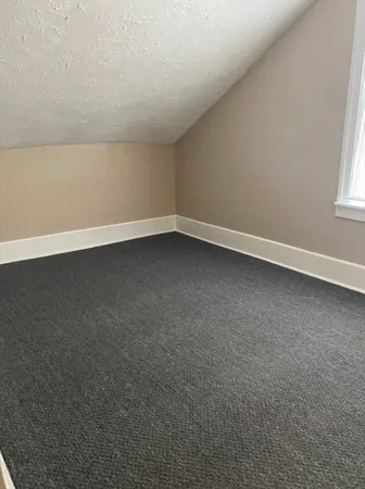 $1,950 | 47 Edgewater Avenue, Unit 2, Shrewsbury, MA 01545