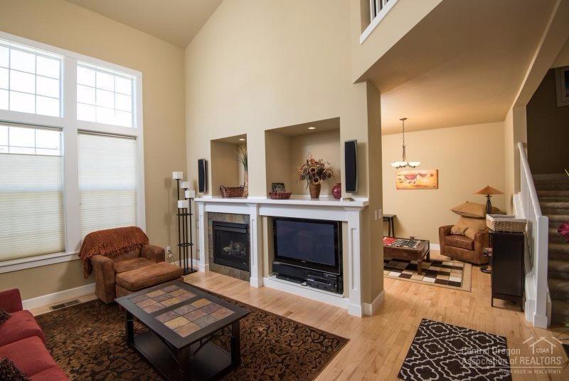 970 Southwest Vantage Point Way Bend, OR 97702 - Photo 2 of 14 Additional Photo