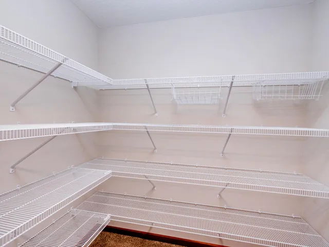 $360,000 | 1318 Summit Avenue, St. Paul Park, MN 55071