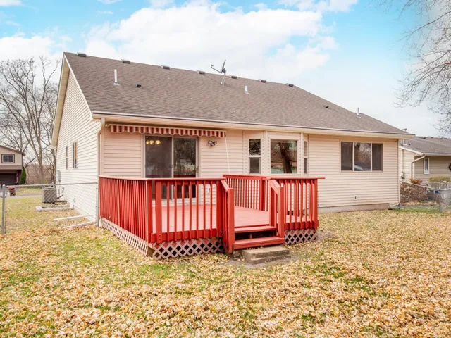 $360,000 | 1318 Summit Avenue, St. Paul Park, MN 55071