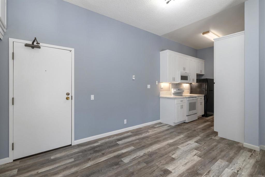 8328 Regents Road, Unit 1K San Diego, CA 92122 - Photo 8 of 25