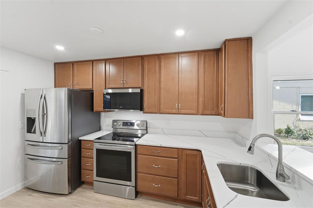 1309 Spring Lite Way Orlando, FL 32825 - Photo 10 of 43