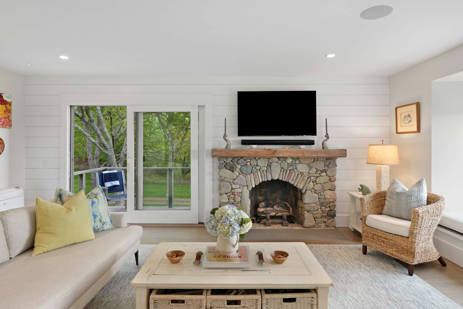63 Putnam Road Chilmark, MA 02535 - Photo 8 of 52