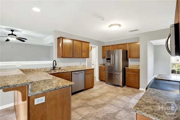 $2,050 | 125 Shawn Court, Hinesville, GA 31313