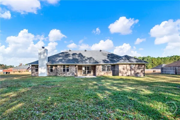 $2,050 | 125 Shawn Court, Hinesville, GA 31313