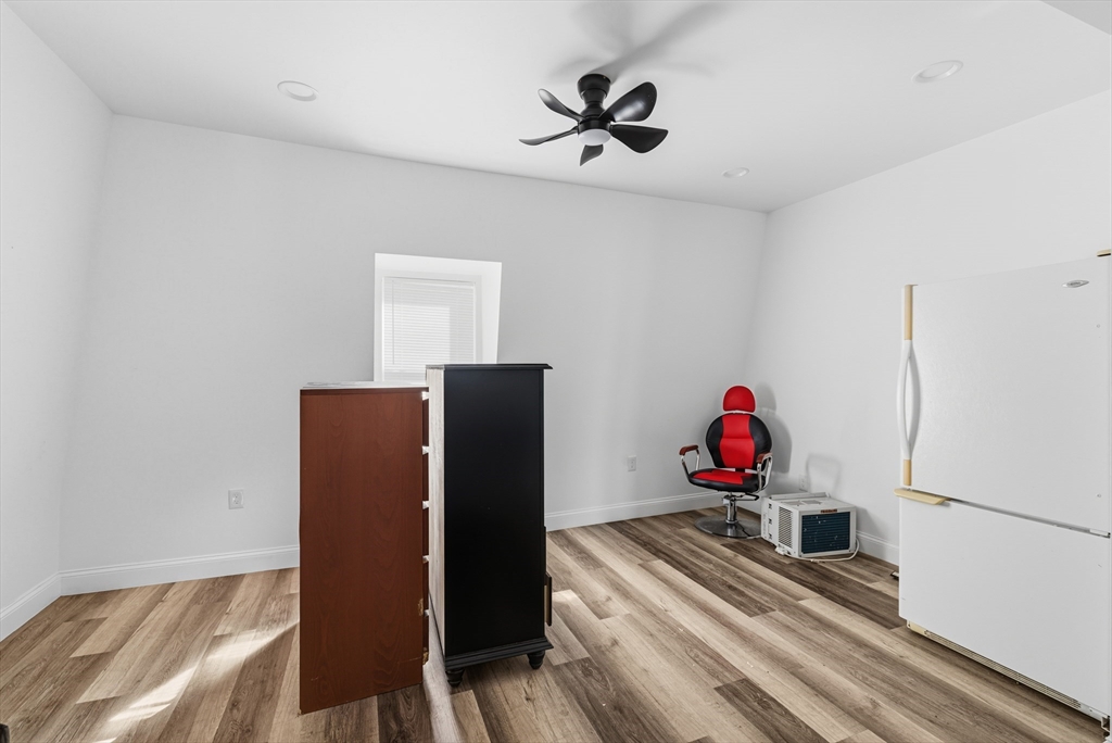 658 Third Street Fall River, MA 02721 - Photo 17 of 18