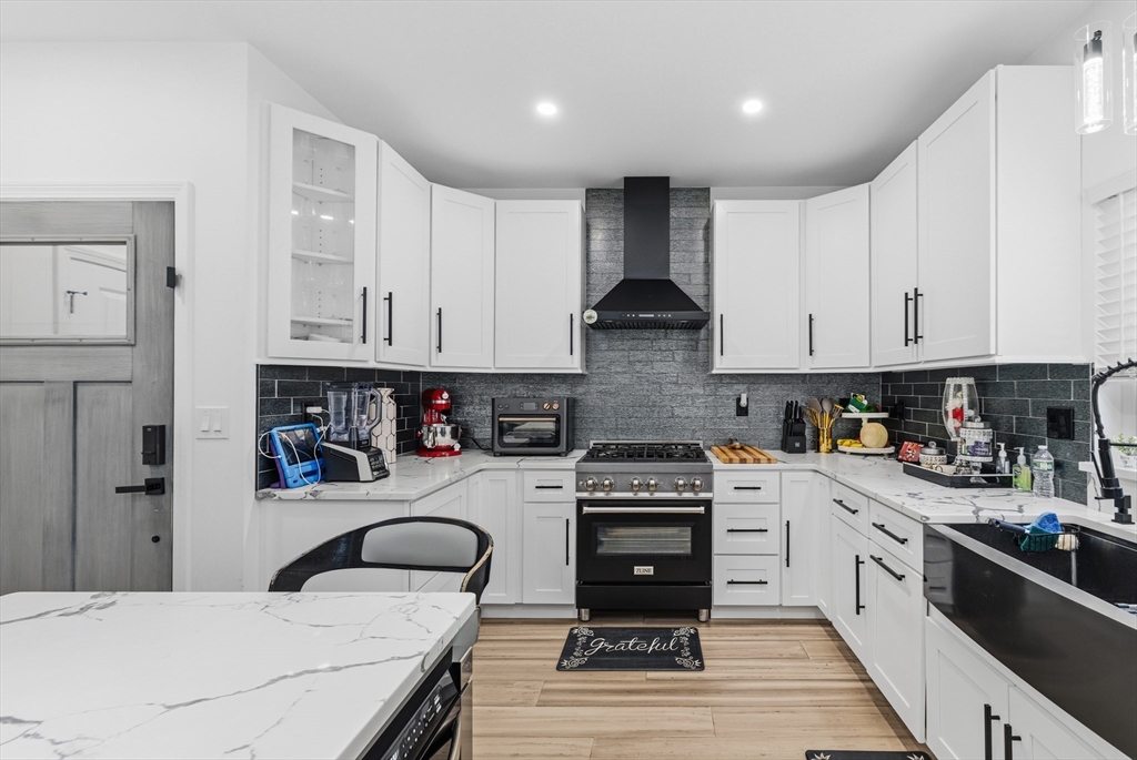 658 Third Street Fall River, MA 02721 - Photo 4 of 18