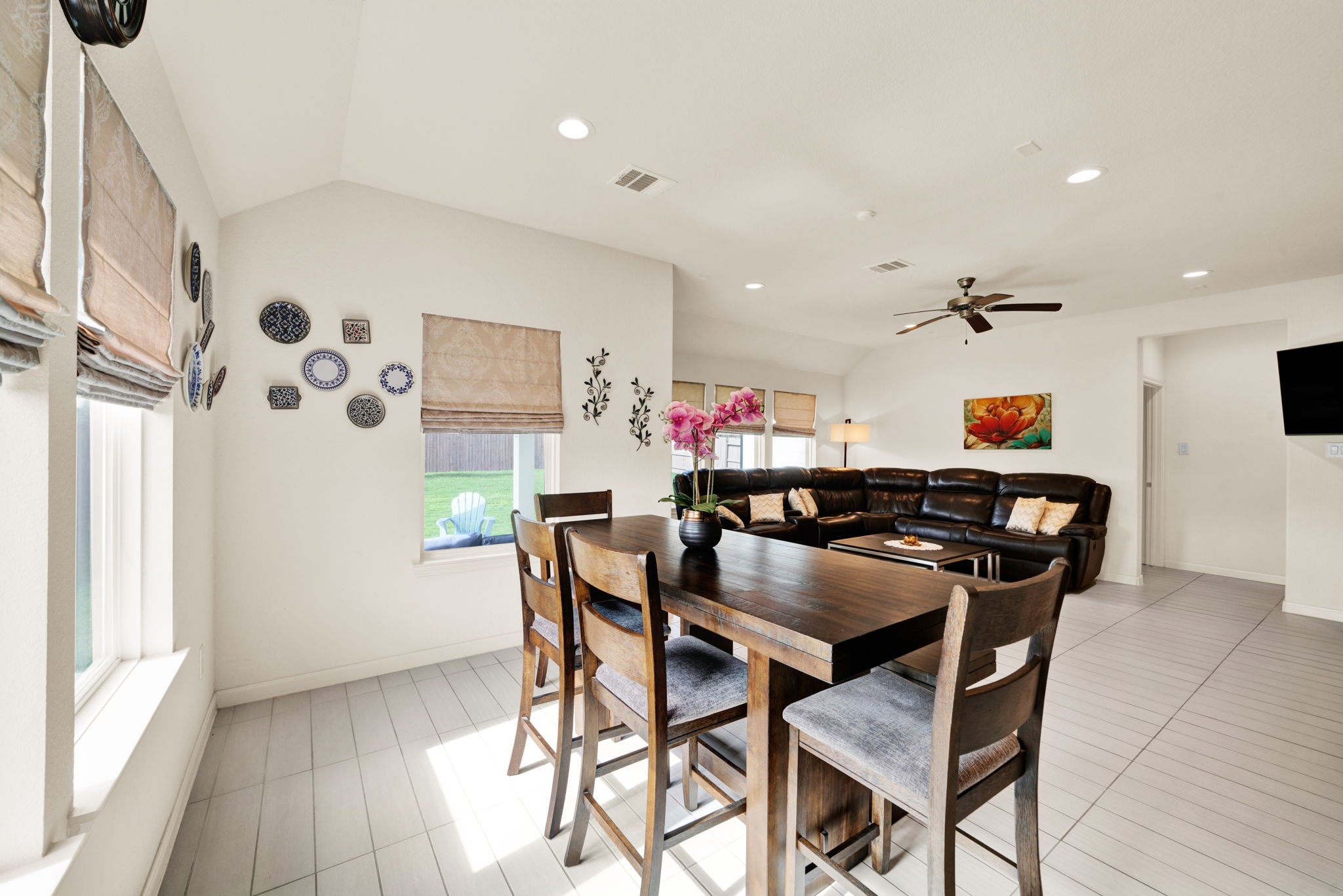 2503 Hagerman Road Conroe, TX 77384 - Photo 14 of 43 Dinning Area