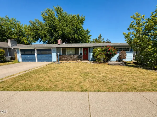$305,000 | 1517 Oleander Street, Medford, OR 97504