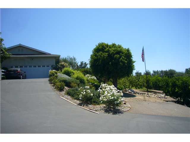 2146 Gum Tree Lane Fallbrook, CA 92028 - Photo 21 of 23 Electric GATED-fenced yard, extensive driveway, parking and turn-around. Lots of room for RV, toys or extra vehicles.