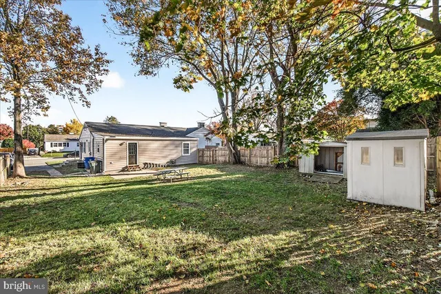 $2,800 | 807 Montclaire Avenue, Frederick, MD 21701