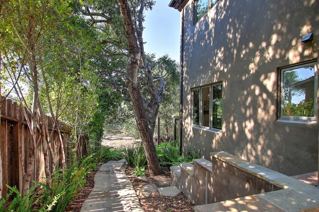 $2,925,000 | 3834 La Cumbre Hills Lane, Santa Barbara, CA 93110