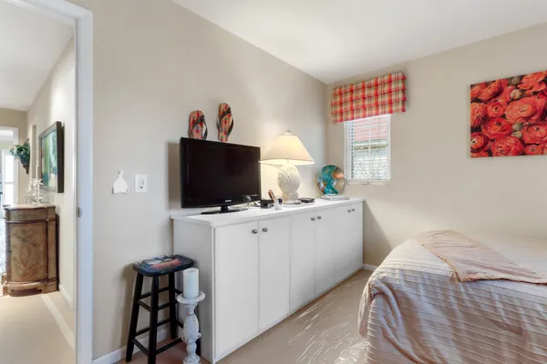 $370,000 | 1755 Cottage Drive, Unit 716, Geneva, WI 53147