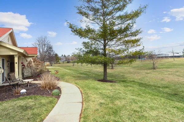 $370,000 | 1755 Cottage Drive, Unit 716, Geneva, WI 53147