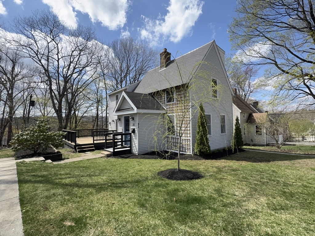 32 Heroult Road Worcester, MA 01606 - Photo 2 of 23 Gallery Image 2