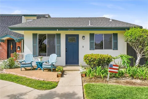 $827,000 | 20230 Peach Lane, Huntington Beach, CA 92646