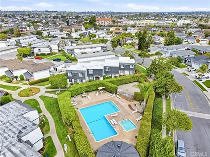 $827,000 | 20230 Peach Lane, Huntington Beach, CA 92646
