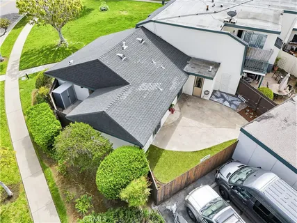 $827,000 | 20230 Peach Lane, Huntington Beach, CA 92646