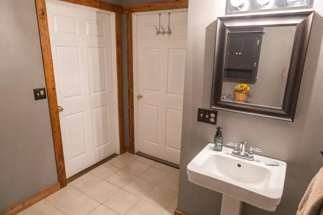 $750,000 | 3014 West 4th Street, Pittsburg, KS 66762