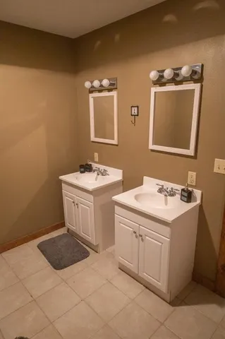 $750,000 | 3014 West 4th Street, Pittsburg, KS 66762