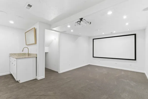 $750,000 | 5821 North Del Rey Drive, Otis Orchards, WA 99027