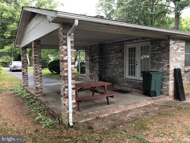 5259 Gordon Drive King George, VA 22485 - Photo 7 of 22 Carport