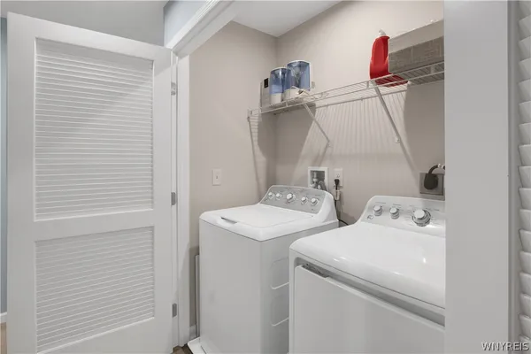 $273,900 | 126 South Drive, West Seneca, NY 14218