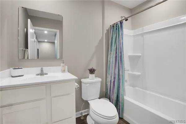 $273,900 | 126 South Drive, West Seneca, NY 14218