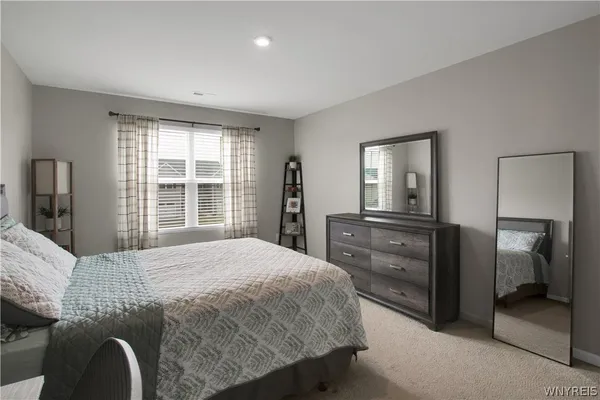 $273,900 | 126 South Drive, West Seneca, NY 14218