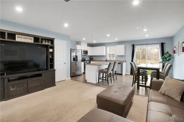 $273,900 | 126 South Drive, West Seneca, NY 14218