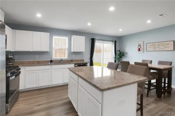 $273,900 | 126 South Drive, West Seneca, NY 14218