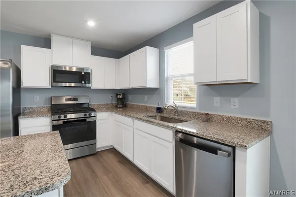 $273,900 | 126 South Drive, West Seneca, NY 14218