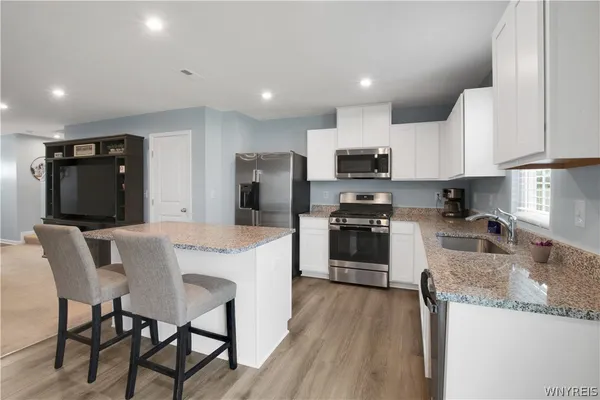 $273,900 | 126 South Drive, West Seneca, NY 14218