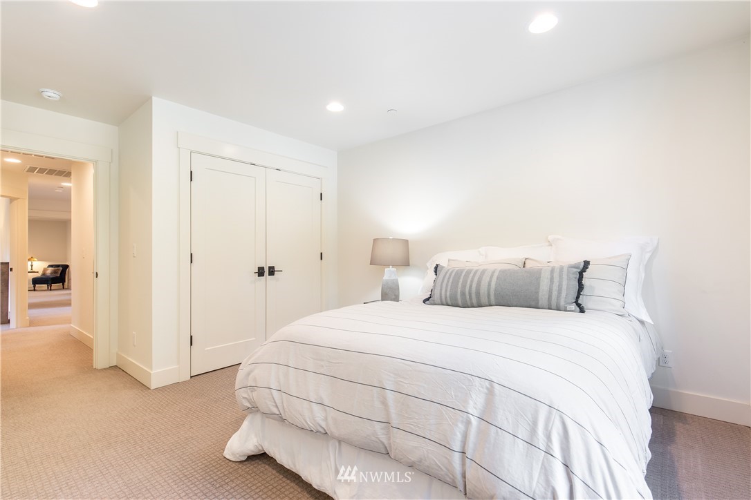 17530 190th Avenue Southeast Renton, WA 98058 - Photo 15 of 33 Gallery Image 15