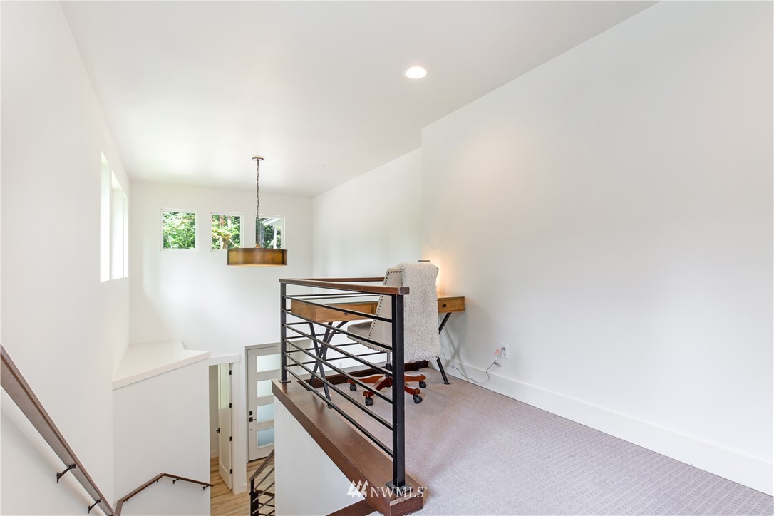 17530 190th Avenue Southeast Renton, WA 98058 - Photo 17 of 33 Gallery Image 17