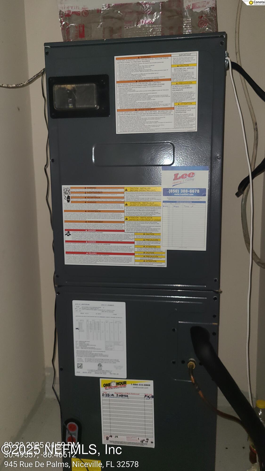 945 Rue De Palms Niceville, FL 32578 - Photo 18 of 37 a view of bathroom