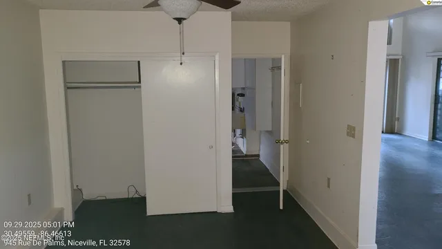 a view of a air conditioner