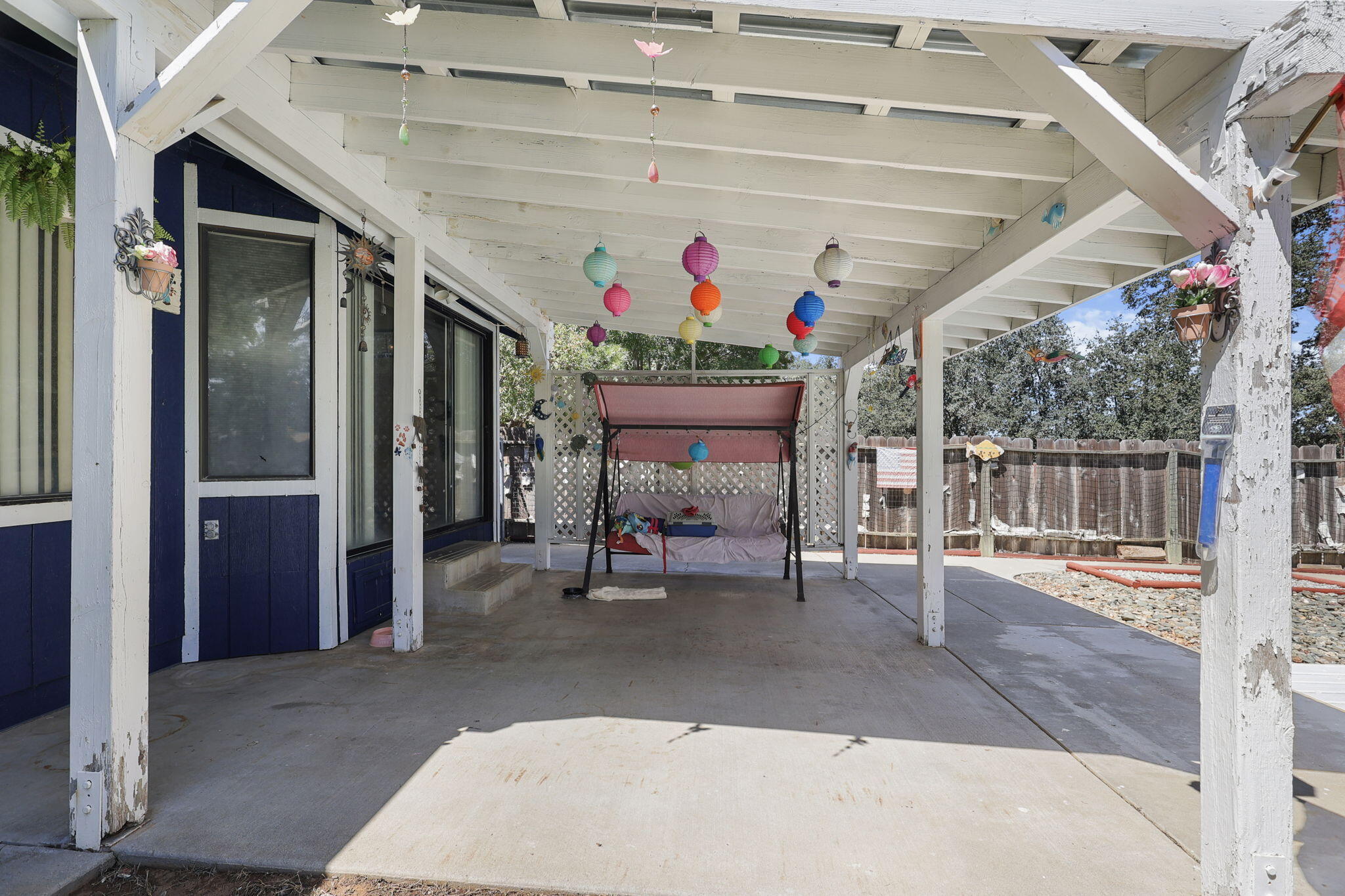 2760 Oriole Drive Red Bluff, CA 96080 - Photo 17 of 25 a view of a porch